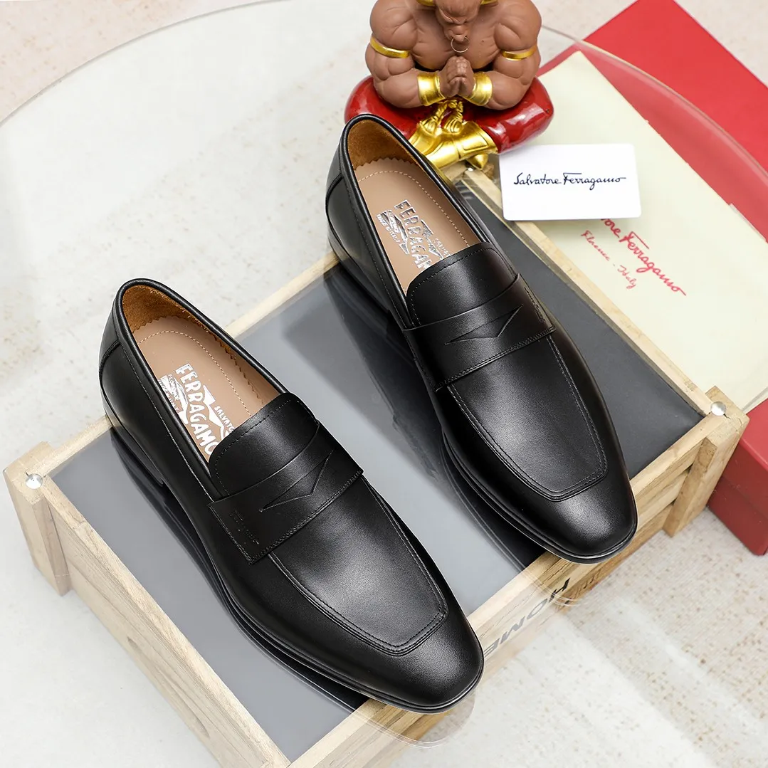 Men's shoes 💰600 🕷🕷🐂【Ferragamo】 Popular fashion casual shoes🇨🇳Official website counter 1:1 production, original mold opening💯Good quality can be seen, imported high-end first-layer pebbled calfskin, water-dyed🐂leather lining🌿very clear texture, high-quality waterproof, non-slip and wear-resistant outsole🎋high quality and low price, truly handmade🍓, 5 colors available! Code number 38-44 (45. To be customized)